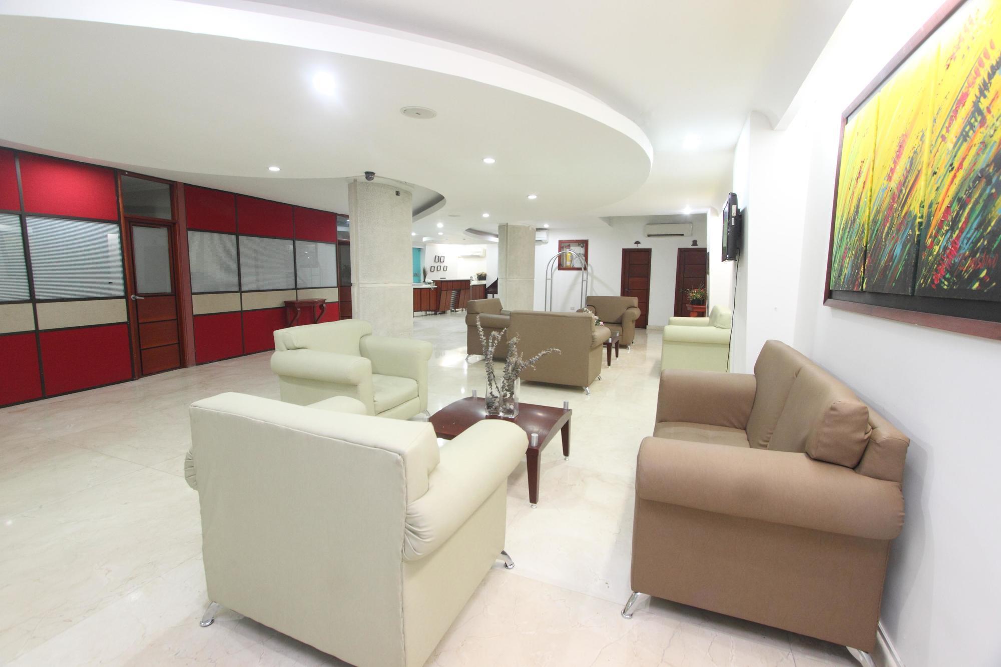 Charthon Inn Barranquilla  Exterior photo