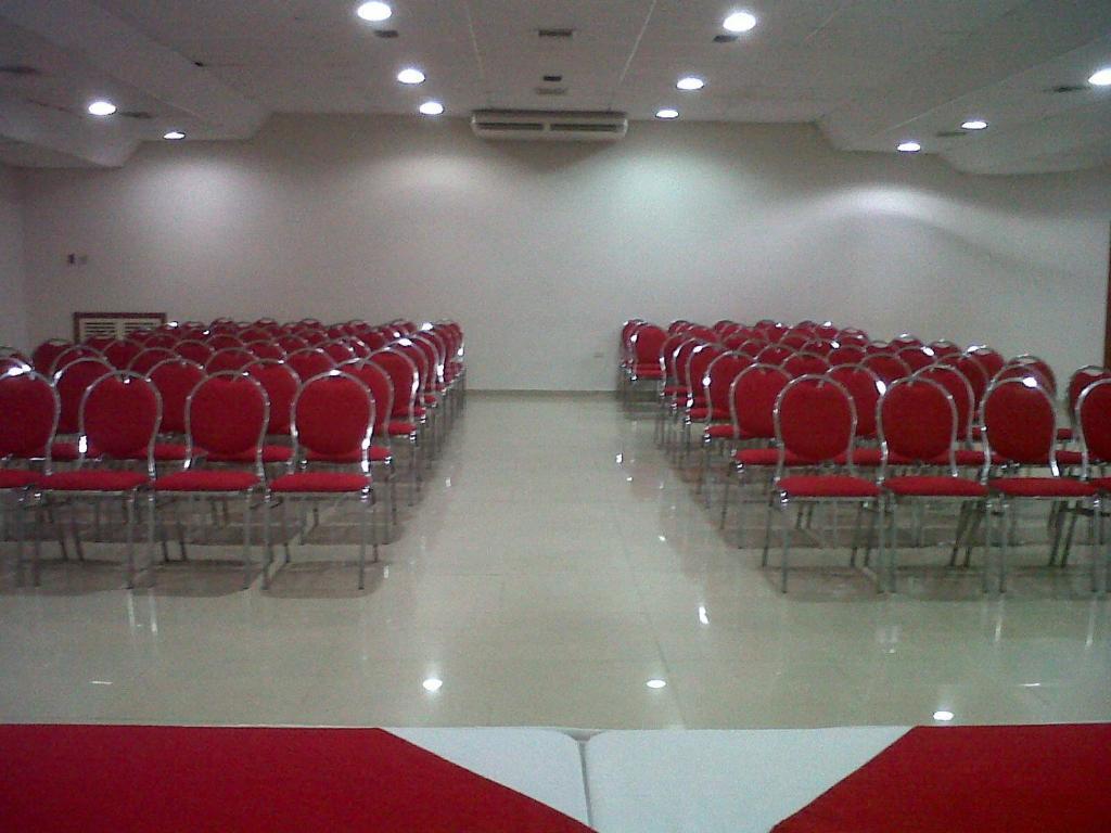 Charthon Inn Barranquilla  Exterior photo