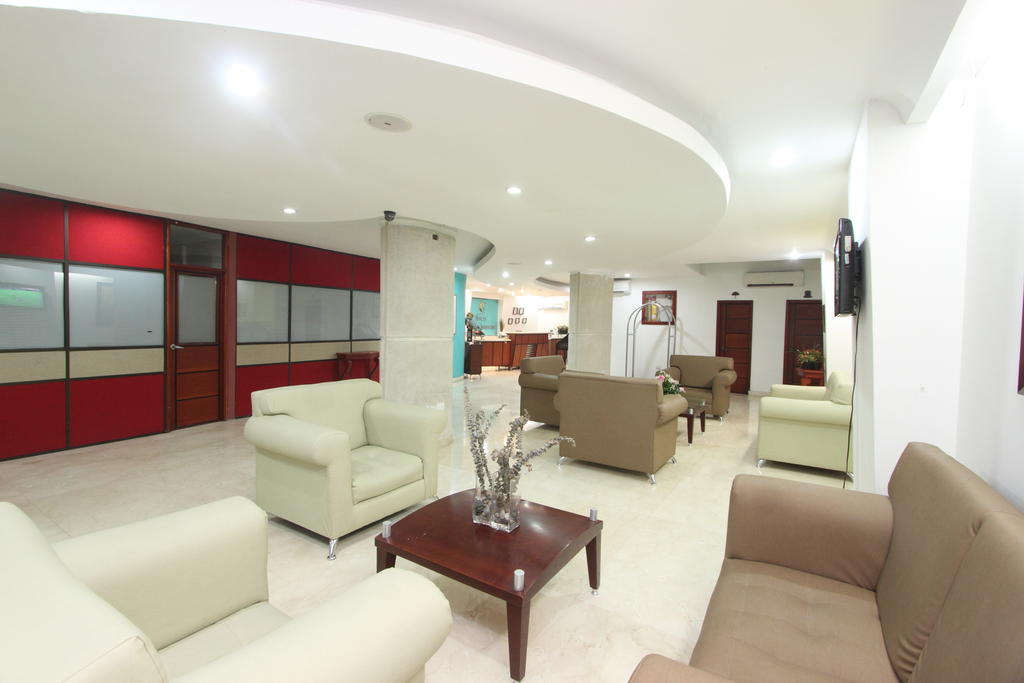 Charthon Inn Barranquilla  Exterior photo