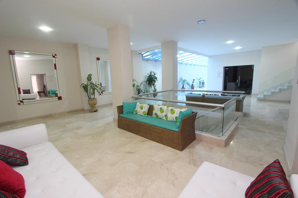Charthon Inn Barranquilla  Exterior photo